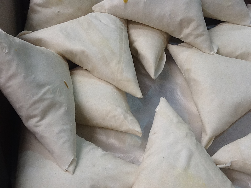 Frozen Samosas - Image 4